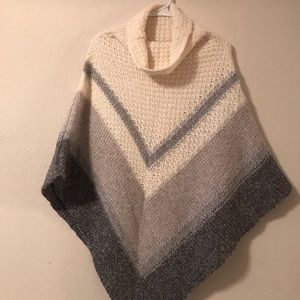 Gray & Cream Poncho